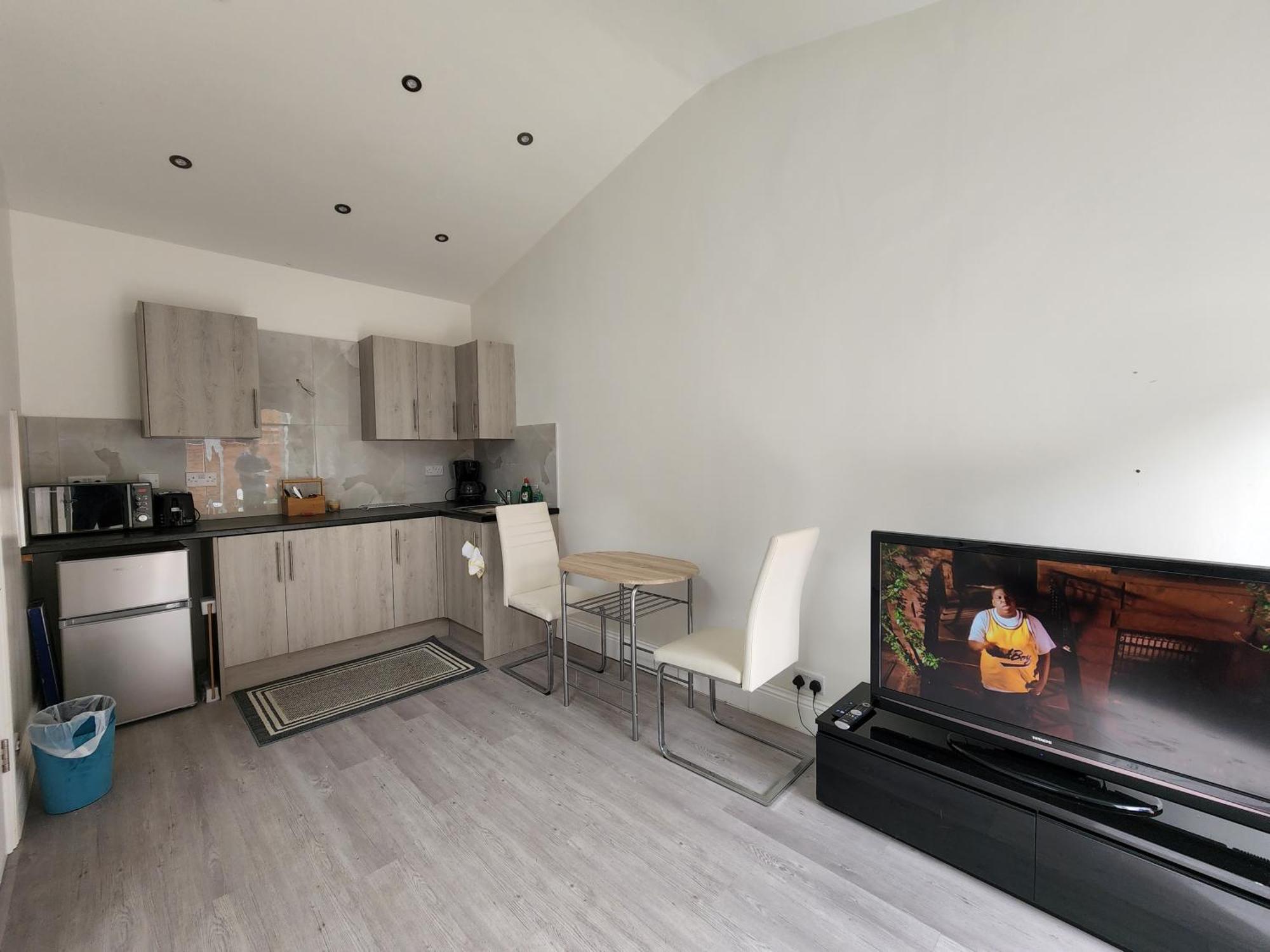 Ilford Town Centre Studio Экстерьер фото
